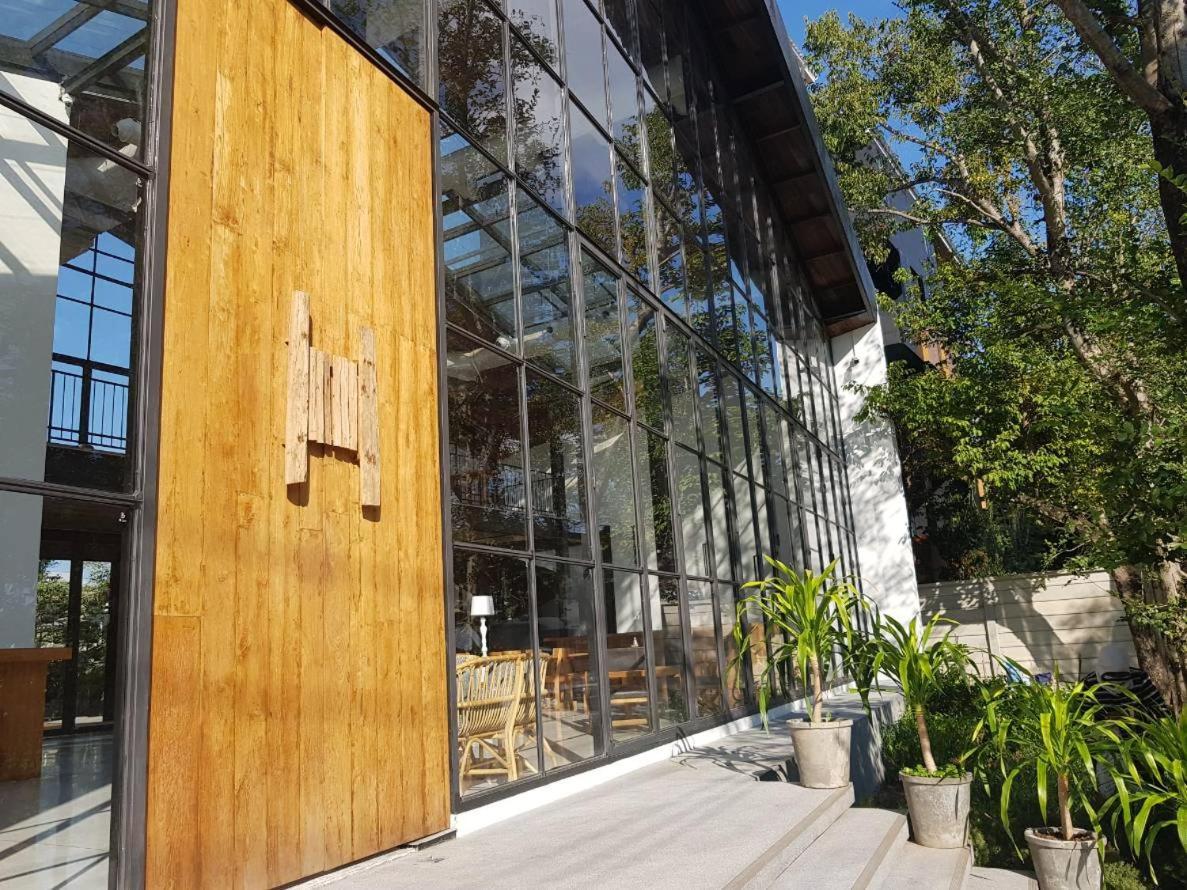 Home Chiang Mai Exterior photo
